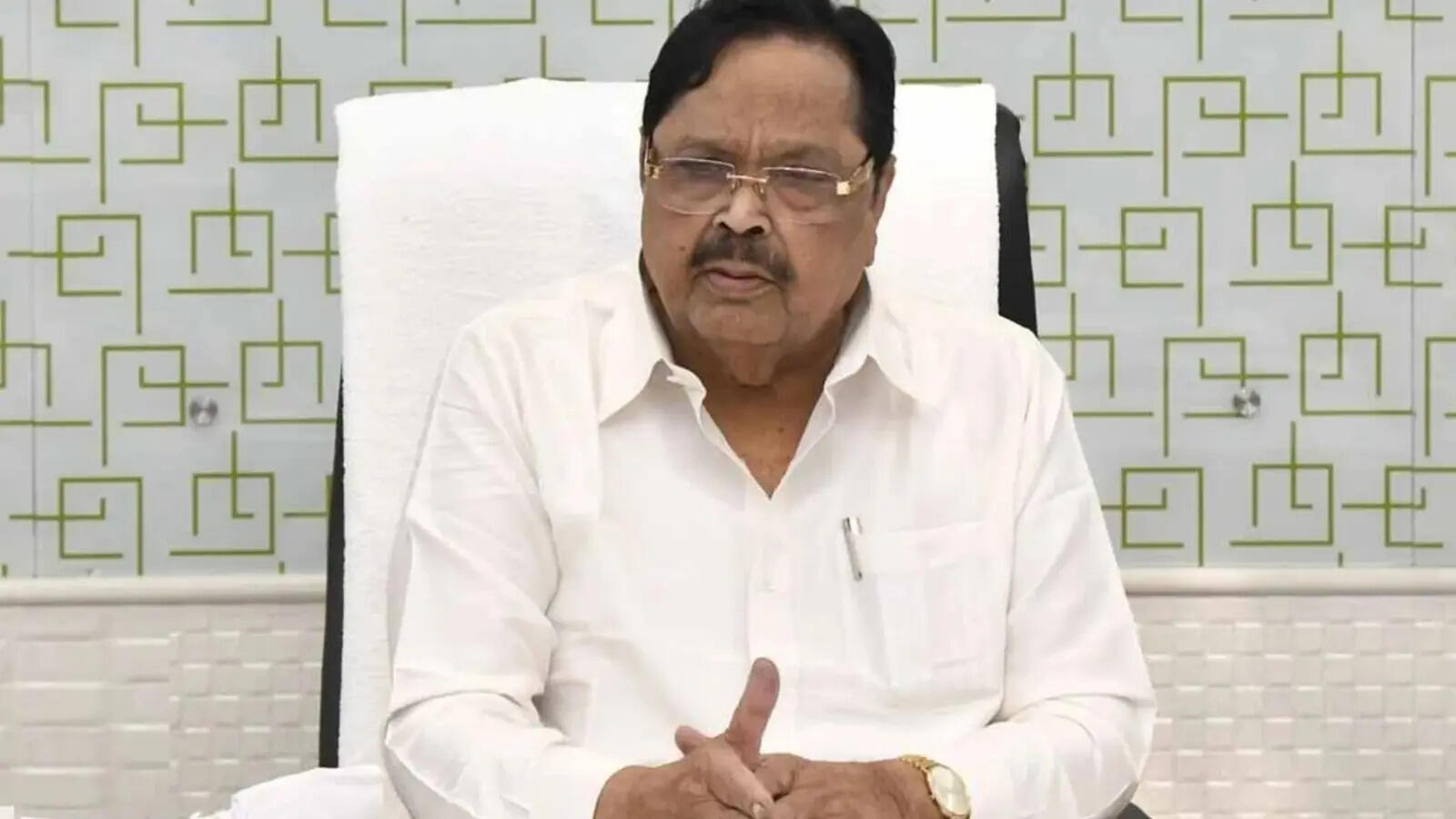 துரைமுருகனை நிர்வாகிகள் கண்டுகொள்ளவில்லையா? அறிவாலயத்தில் நடந்தது என்ன? – திமுக விளக்கம்